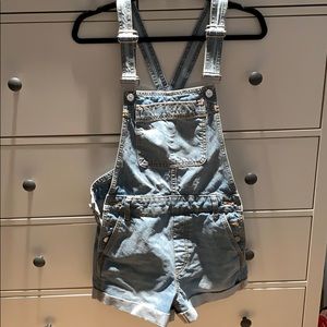light wash overall shorts
